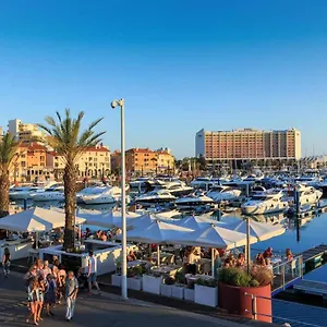 Marina - Aquamar 401- Modern Apartment